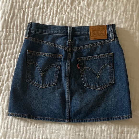 Levi Denim Mini Icon Skirt - Picture 3 of 4